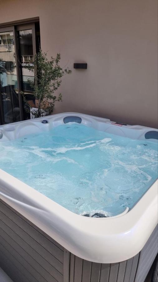 Suite Hot Tub